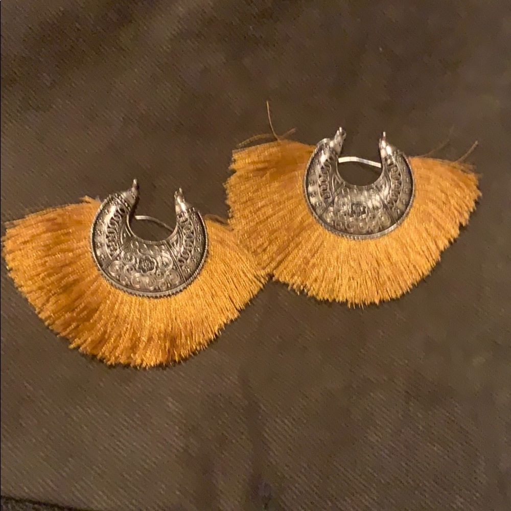 Fun earrings fringe